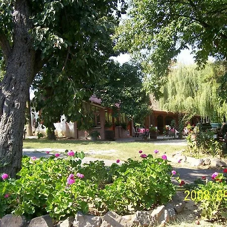 Angela Farm Naturista Camping & Bungalowpark