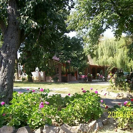 Angela Farm Naturista Camping & Bungalowpark